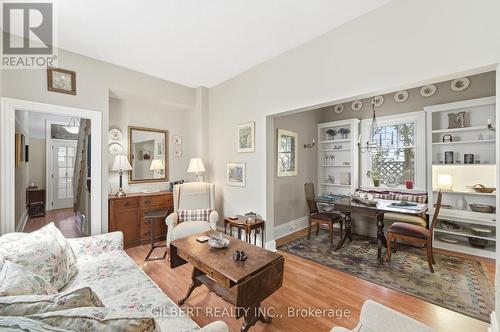 367 Charlton Avenue W, Hamilton, ON 