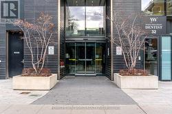 1701 - 28 WELLESLEY STREET E Toronto, ON M4Y 1G3