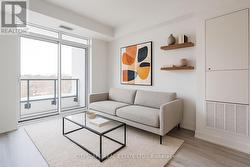 221 - 858 DUPONT STREET Toronto, ON M6G 0C1