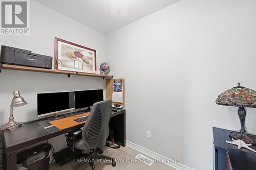 543 Labrador Crescent, Ottawa, ON - Indoor Photo Showing Office