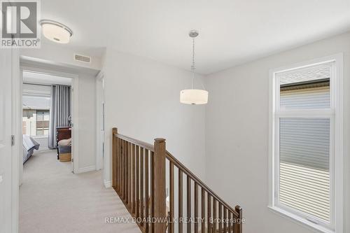 543 Labrador Crescent, Ottawa, ON - Indoor Photo Showing Other Room