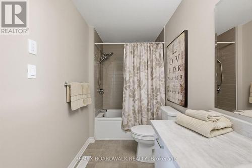 543 Labrador Crescent, Ottawa, ON - Indoor Photo Showing Bathroom