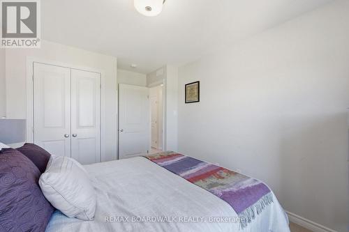 543 Labrador Crescent, Ottawa, ON - Indoor Photo Showing Bedroom
