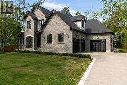 2338 BUCHANAN STREET Innisfil, ON L9S 3W7