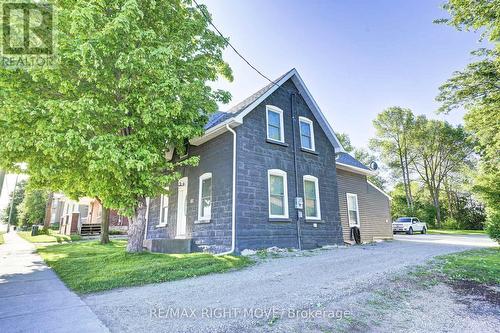 209 ATHERLEY ROAD  Orillia, ON L3V 1N6