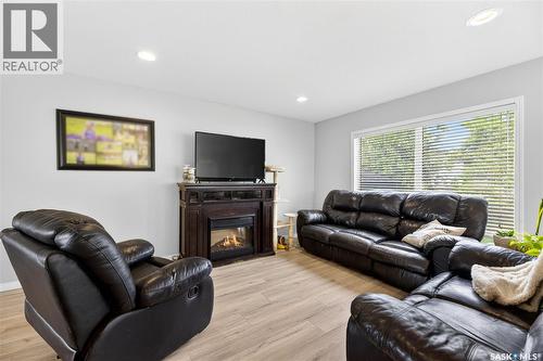 526 Beckett Crescent, Saskatoon, SK 