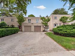 115 SCENIC MILL WAY  Toronto, ON M2L 1T1