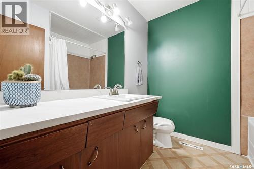 129 Mckee Crescent, Regina, SK 
