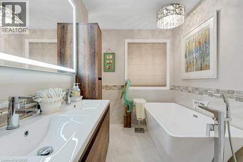 Bathroom - 3786 Old Beverly Road, North Dumfries, ON 