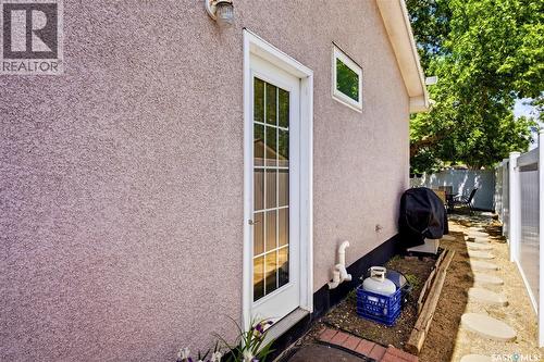 5608 2Nd Avenue N, Regina, SK 