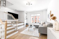 8 GROGAN MEWS Toronto, ON M6H 4J9