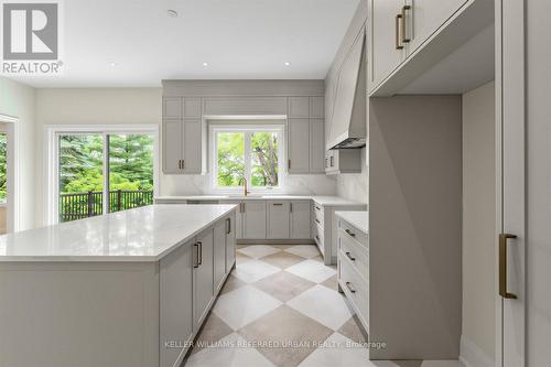 1429 Dundas Crescent, Mississauga, ON 