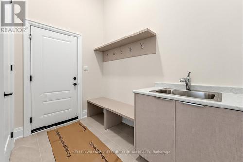 1429 Dundas Crescent, Mississauga, ON 