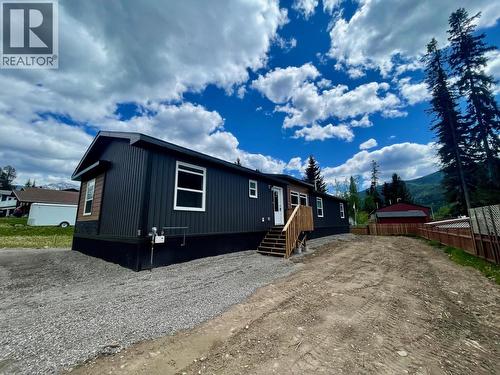 10 Chimo Crescent, Elkford, BC 