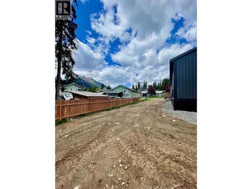 10 Chimo Crescent, Elkford, BC 