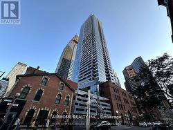 4202 - 5 ST JOSEPH STREET Toronto, ON M4Y 0B6