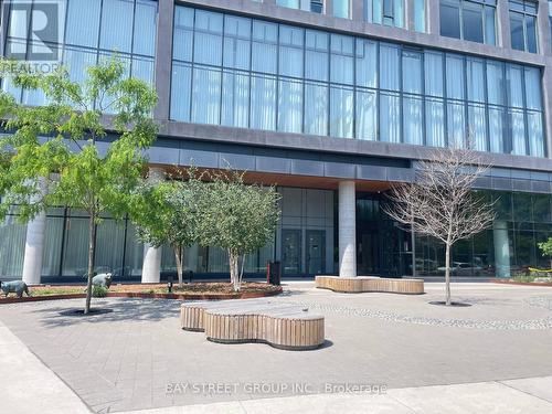 1215 - 50 POWER STREET  Toronto, ON M5A 0V3