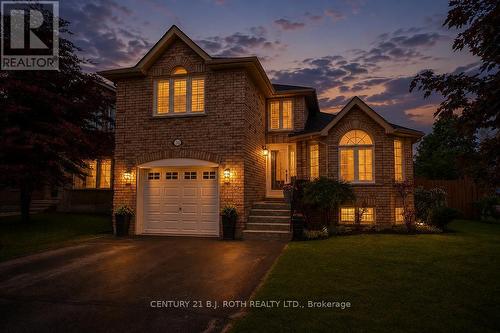30 MCAVOY DRIVE  Barrie, ON L4N 0P8