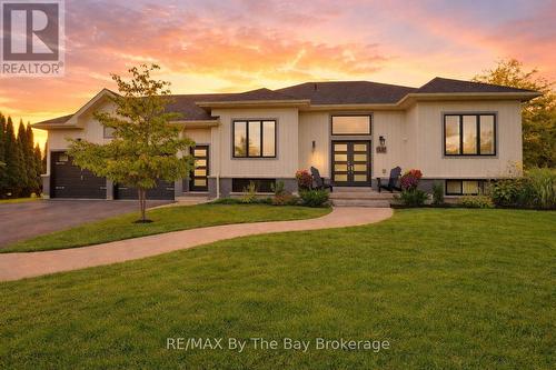 18 MAPLE DRIVE  Wasaga Beach, ON L9Z 0A7