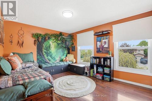 Large 3rd Bedroom - 3260 Woodcroft Crescent, Burlington, ON 
