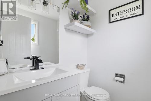 Updated 2pc Primary ensuite - 3260 Woodcroft Crescent, Burlington, ON 