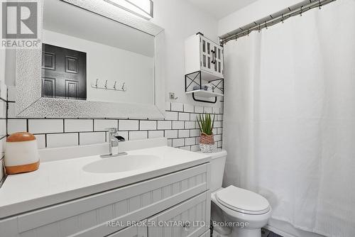 Updated main bathroom - 3260 Woodcroft Crescent, Burlington, ON 