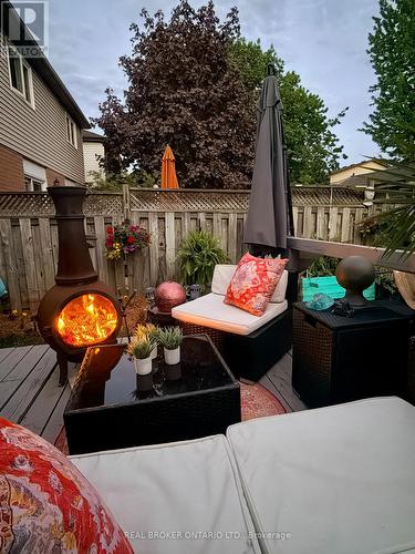 Evening fires & ambiance - 3260 Woodcroft Crescent, Burlington, ON 