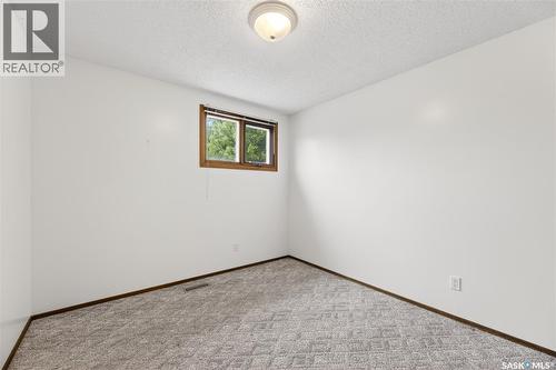 102 Allegretto Crescent, Saskatoon, SK 