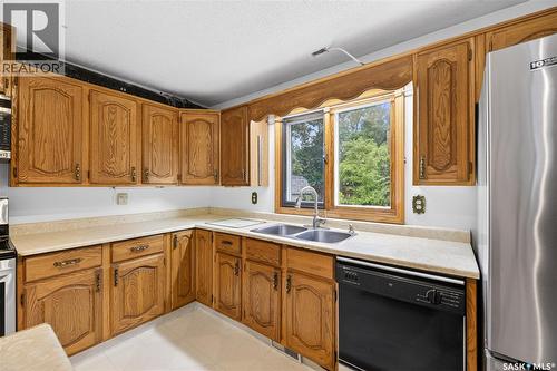 102 Allegretto Crescent, Saskatoon, SK 