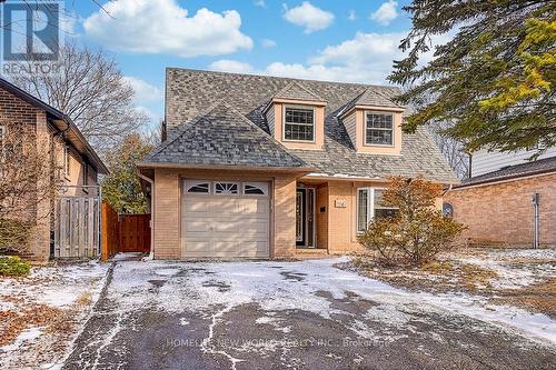 715 IRWIN CRESCENT  Newmarket, ON L3Y 5A4
