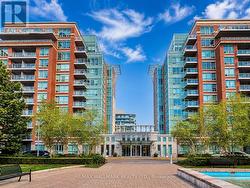 112 - 62 SUNCREST BOULEVARD Markham, ON L3T 7Y6