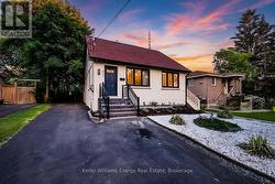 801 GORDON STREET Oshawa (Lakeview), ON L1H 4V8
