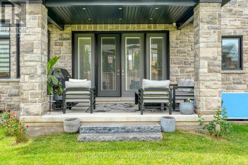908 Fall Harvest Court, Kitchener, ON 