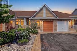 260 BULRUSH CRESCENT Ottawa, ON K1T 0E5