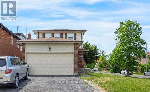 60 MARTINDALE CRESCENT  Brampton, ON L6X 2T9