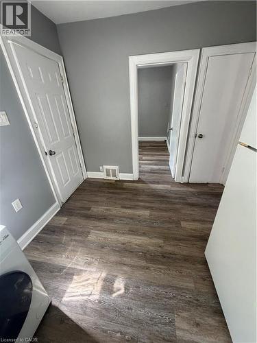 36 Brighton Avenue, St. Catharines, ON - Indoor Photo Showing Other Room
