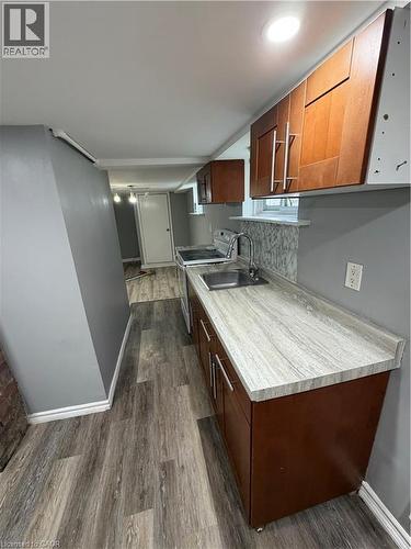 36 Brighton Avenue, St. Catharines, ON - Indoor Photo Showing Kitchen