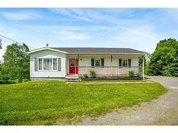 80 Waugh RD  Riverbank, NB E7L 4H6