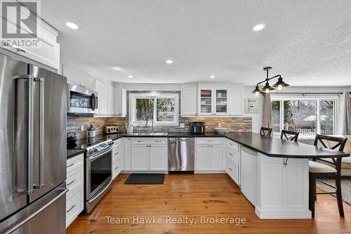 14 Sarna Drive, Tiny, ON 
