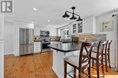 14 Sarna Drive, Tiny, ON 