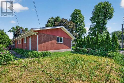 619 Blanchard Crescent, Ottawa, ON 