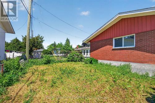 619 Blanchard Crescent, Ottawa, ON 