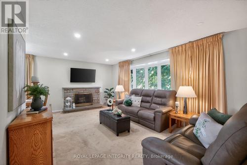 619 Blanchard Crescent, Ottawa, ON 