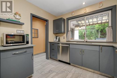 102 Donald Street, Ottawa, ON 