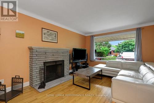 102 Donald Street, Ottawa, ON 