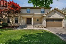 1387 WILLOWDOWN ROAD Oakville, ON L6L 1X2