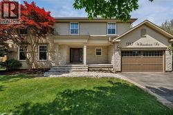 1387 WILLOWDOWN Road Oakville, ON L6L 1X2