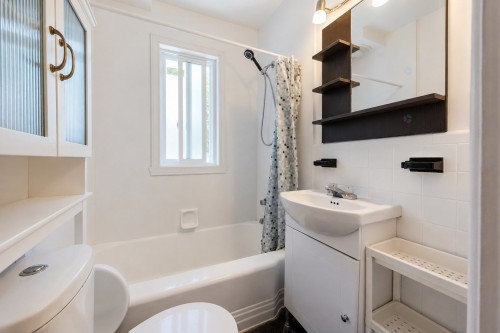Salle de bains - 3-3420 Boul. Rosemont, Montréal (Rosemont/La Petite-Patrie), QC 