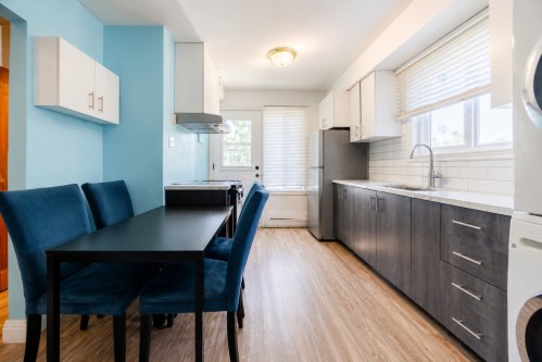 Salle à manger - 3-3420 Boul. Rosemont, Montréal (Rosemont/La Petite-Patrie), QC 