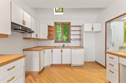 Kitchen - 